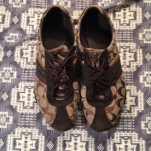 🔥COACH🔥 beautiful sneakers!